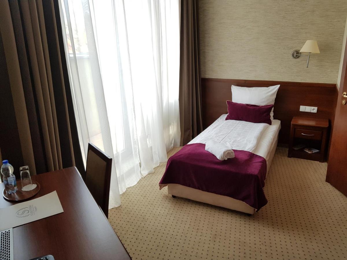 Hotel Starzynski Plock Exterior photo
